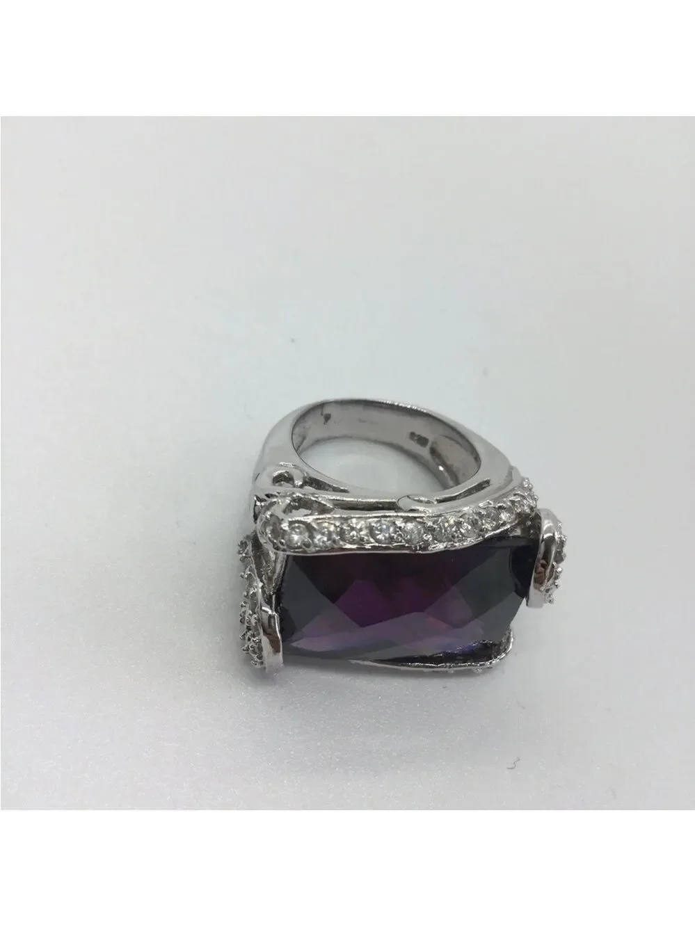 ART DECO STYLE SHINY FACETED PURPLE CZ COCKTAIL RING IN STERLING SILVER